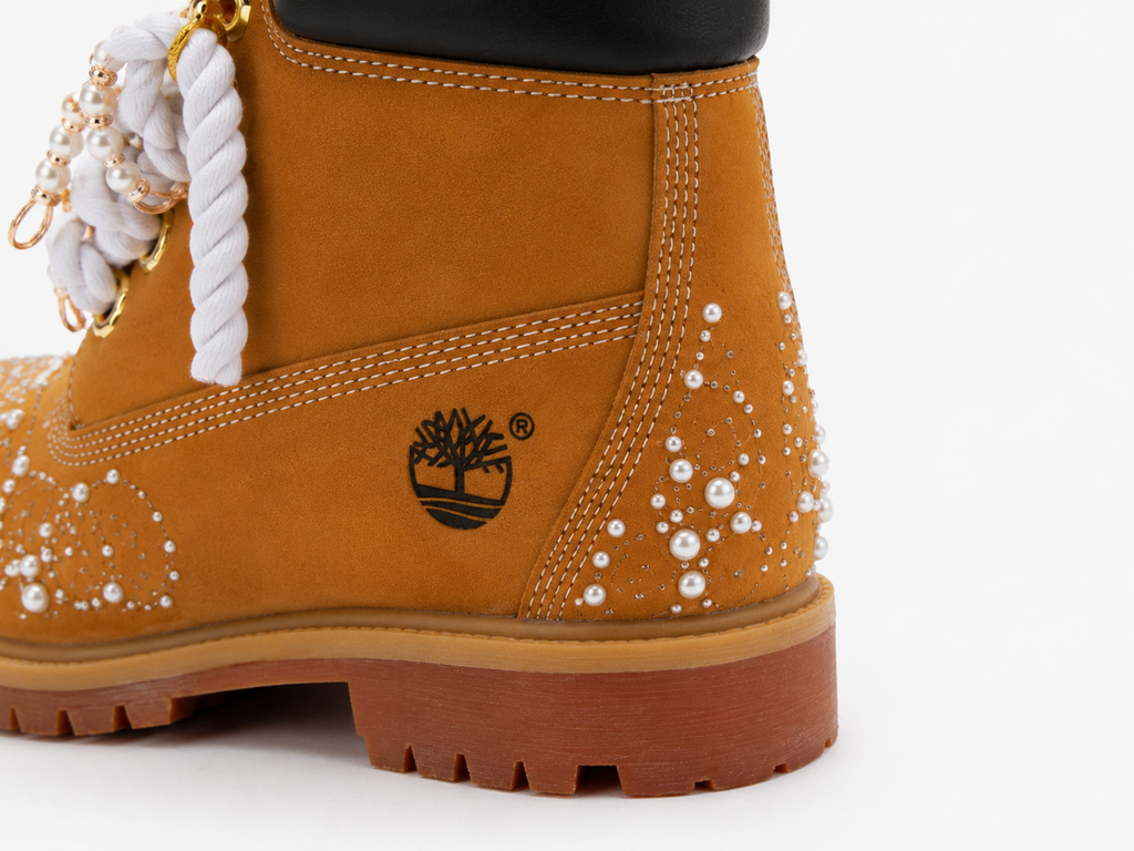 CUSTOM TIMBS