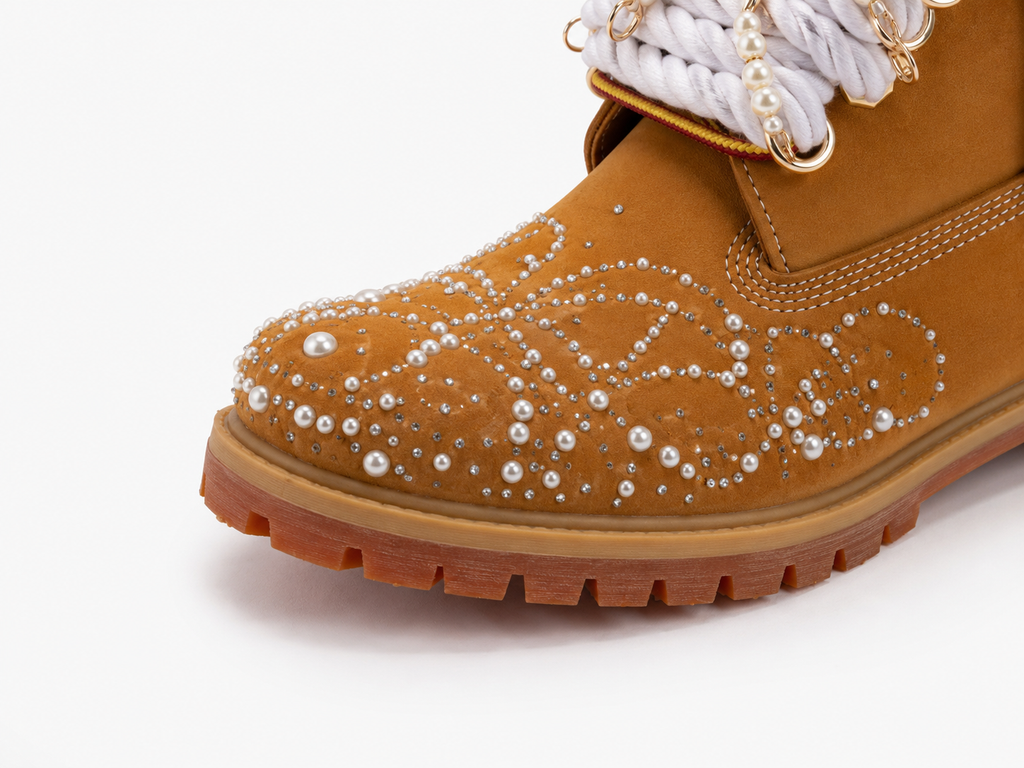 CUSTOM TIMBS